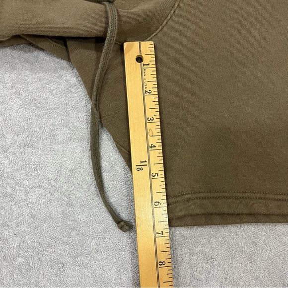 Fear of God Essentials Sweat Shorts Harvest Brown XS Mens Oversized 3M Olive - Picture 7 of 7